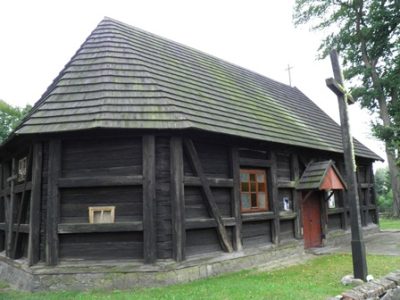 NGR-kosciol-w-Herburtowie7e8b